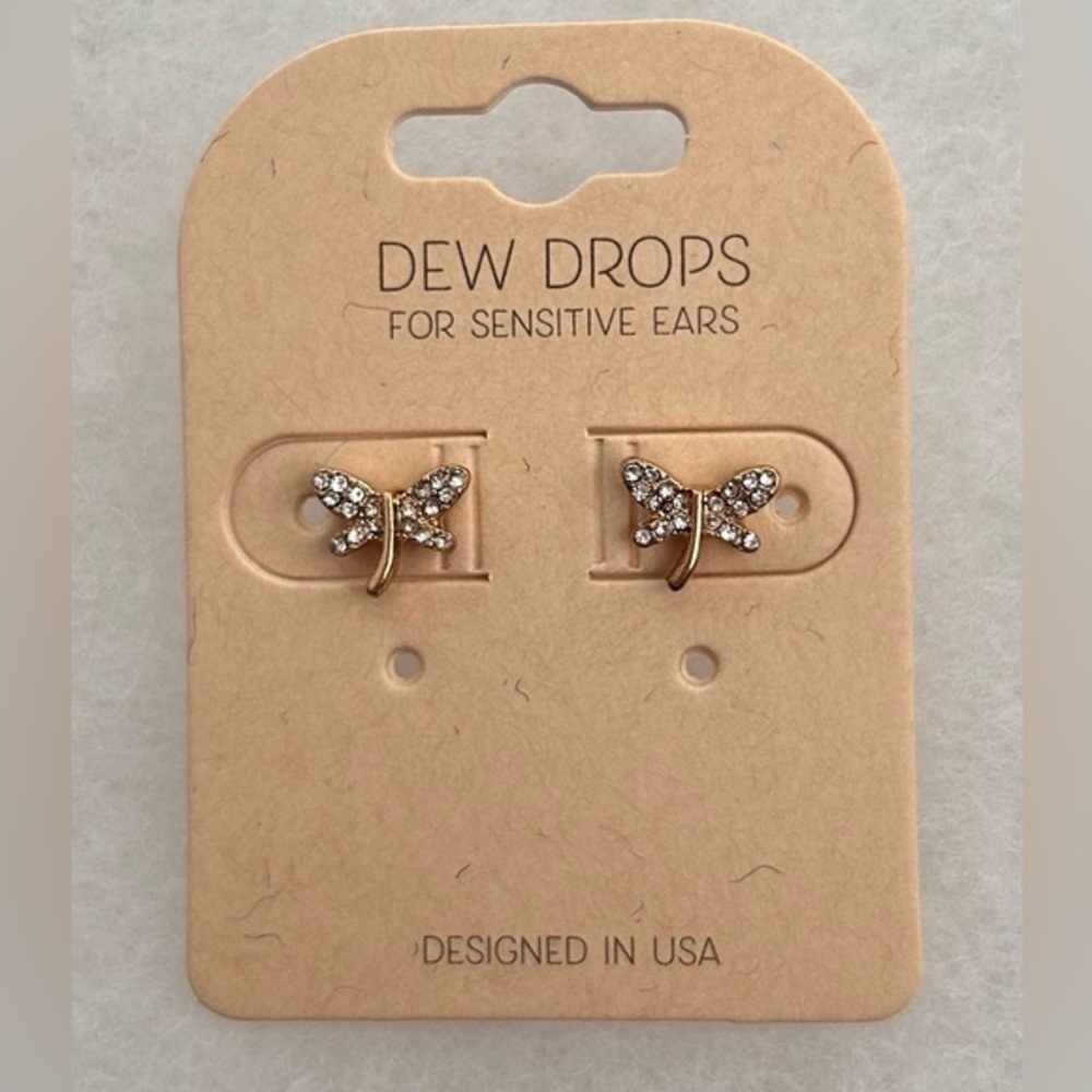 Dew Drops for sensitive ears dragonfly studded earrings E5